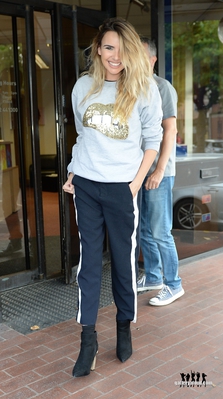 Arriving_at_Signal_Radio_in_Stoke_on_Trent_26_09_17_281629.jpg