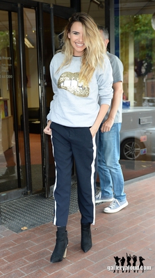 Arriving_at_Signal_Radio_in_Stoke_on_Trent_26_09_17_28529.jpg