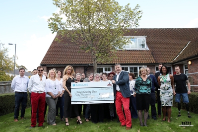 Donating_Her_Big_Brother_Winnings_To_The_Haig_Housing_Trust_22_09_17_281429.jpg