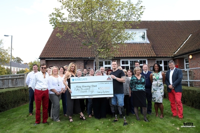 Donating_Her_Big_Brother_Winnings_To_The_Haig_Housing_Trust_22_09_17_281529.jpg