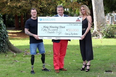 Donating_Her_Big_Brother_Winnings_To_The_Haig_Housing_Trust_22_09_17_28629.jpg