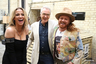 Backstage_at_Celebrity_Juice_studios_27_09_17_28829.jpg