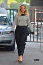 Имя файла=Outside_the_ITV_studios_26_09_17_28429.jpg
Размер файла=3690КБ
Размеры=1999x3000
Дата=Сент 29, 2017 Outside_the_ITV_studios_26_09_17_28429.jpg