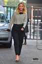 Имя файла=Outside_the_ITV_studios_26_09_17_28529.jpg
Размер файла=3641КБ
Размеры=1999x3000
Дата=Сент 29, 2017 Outside_the_ITV_studios_26_09_17_28529.jpg