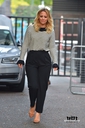 Имя файла=Outside_the_ITV_studios_26_09_17_28629.jpg
Размер файла=3621КБ
Размеры=1999x3000
Дата=Сент 29, 2017 Outside_the_ITV_studios_26_09_17_28629.jpg