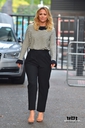 Имя файла=Outside_the_ITV_studios_26_09_17_28829.jpg
Размер файла=3642КБ
Размеры=1999x3000
Дата=Сент 29, 2017 Outside_the_ITV_studios_26_09_17_28829.jpg