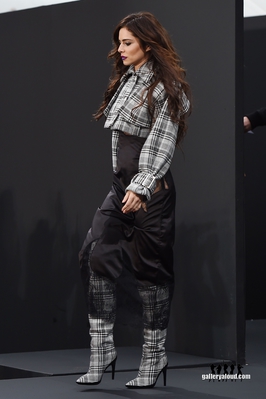 L_Oreal_Paris_Fashion_Show_01_10_17_2810129.jpg
