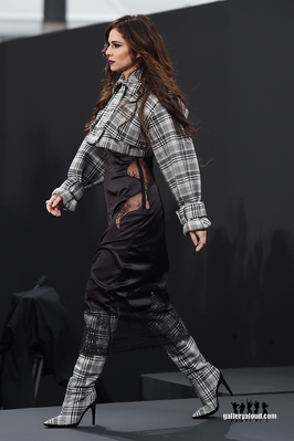 L_Oreal_Paris_Fashion_Show_01_10_17_2810629.jpg