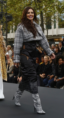L_Oreal_Paris_Fashion_Show_01_10_17_2813529.jpg