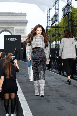 L_Oreal_Paris_Fashion_Show_01_10_17_2817329.jpg