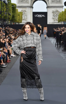 L_Oreal_Paris_Fashion_Show_01_10_17_2818129.jpg
