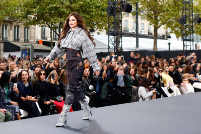 L_Oreal_Paris_Fashion_Show_01_10_17_2821829.jpg