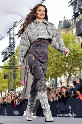 L_Oreal_Paris_Fashion_Show_01_10_17_282729.jpg