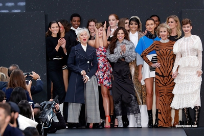 L_Oreal_Paris_Fashion_Show_01_10_17_286629.JPG