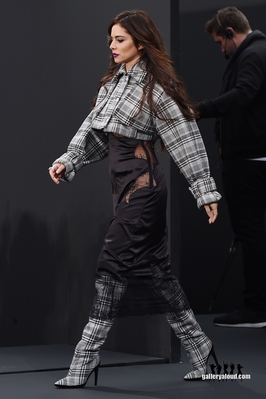 L_Oreal_Paris_Fashion_Show_01_10_17_289929.jpg