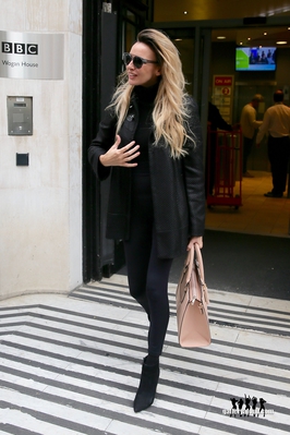 At_BBC_Radio_2_studios_03_10_17_281629.jpg