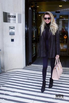At_BBC_Radio_2_studios_03_10_17_282729.jpg