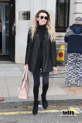 At_BBC_Radio_2_studios_03_10_17_283129.jpg