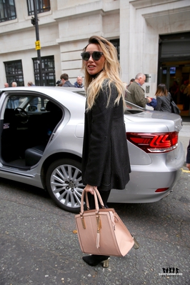 At_BBC_Radio_2_studios_03_10_17_284029.jpg