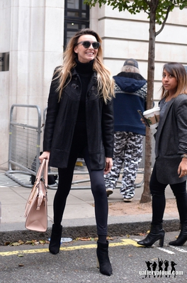 At_BBC_Radio_2_studios_03_10_17_286229.jpg