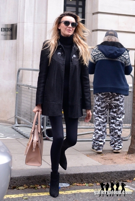 At_BBC_Radio_2_studios_03_10_17_286929.jpg