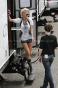 Sarah_Harding_on_the_set_of_St_Trinians_movie_110709_29.jpg