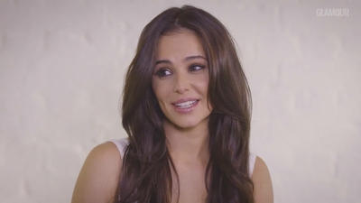 Cheryl_talks_makeup2C_mummy_duties___her_new_L2592Oreal_lip_kits_with_Alex_Steinherr___Glamour_UK_mp40029.jpg