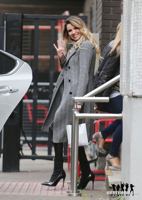 Leaving_the_ITV_Studios_10_10_17_281529.jpg