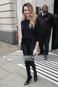 Имя файла=Outside_the_BBC_Radio_2_studios_10_10_17_284729.jpg
Размер файла=295КБ
Размеры=683x1024
Дата=Окт 21, 2017 Outside_the_BBC_Radio_2_studios_10_10_17_284729.jpg
