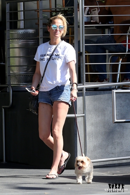 Walking_Chad_s_dog_in_Los_Angeles_06_10_17_28129.jpg