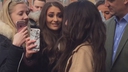 Cheryl_Meets_Fans_at_Prince2592s_Trust_Centre_Opening_mp40011.jpg