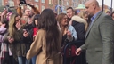 Cheryl_Meets_Fans_at_Prince2592s_Trust_Centre_Opening_mp40024.jpg