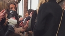 Cheryl_Meets_Fans_at_Prince2592s_Trust_Centre_Opening_mp40035.jpg