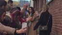 Имя файла=Cheryl_Meets_Fans_at_Prince2592s_Trust_Centre_Opening_mp40097.jpg
Размер файла=164КБ
Размеры=1920x1080
Дата=Фев 23, 2018 Cheryl_Meets_Fans_at_Prince2592s_Trust_Centre_Opening_mp40097.jpg