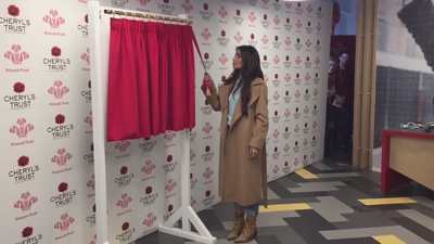 Cheryl_Opens_Prince2592s_Trust_Centre_mp40008.jpg