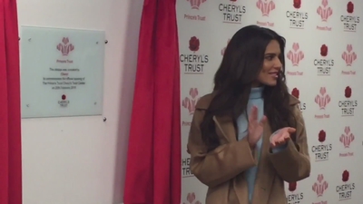 Cheryl_Opens_Prince2592s_Trust_Centre_mp40024.jpg