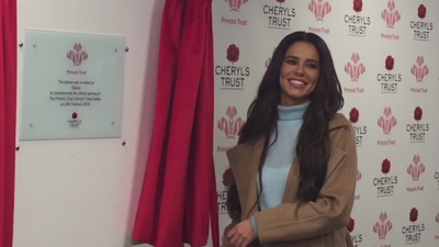 Cheryl_Opens_Prince2592s_Trust_Centre_mp40029.jpg