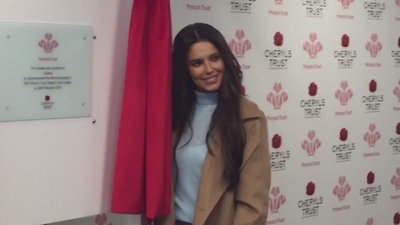 Cheryl_Opens_Prince2592s_Trust_Centre_mp40041.jpg