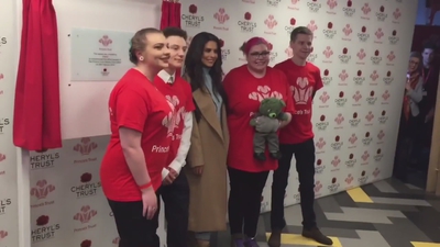 Cheryl_Opens_Prince2592s_Trust_Centre_mp40071.jpg
