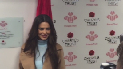 Cheryl_Opens_Prince2592s_Trust_Centre_mp40102.jpg