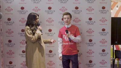 Priceless_reaction_as_Cheryl_surprises_young_person_live_on_stage_in_Newcastle_mp40041.jpg