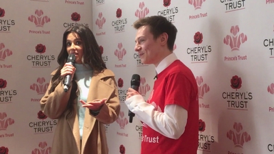 Priceless_reaction_as_Cheryl_surprises_young_person_live_on_stage_in_Newcastle_mp40097.jpg