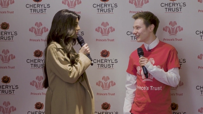 Priceless_reaction_as_Cheryl_surprises_young_person_live_on_stage_in_Newcastle_mp40106.jpg