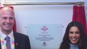 Имя файла=Cheryl_Opens_Prince2592s_Trust_Centre_mp40085.jpg
Размер файла=104КБ
Размеры=1920x1080
Дата=Фев 23, 2018 Cheryl_Opens_Prince2592s_Trust_Centre_mp40085.jpg