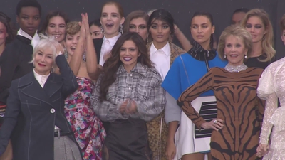 Defile_L_Oreal_Paris_Champs-Elysees_2017_mp41070.jpg