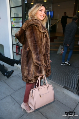 Arriving_at_the_BUILD_Series_LDN_building_07_02_18_283729.jpg