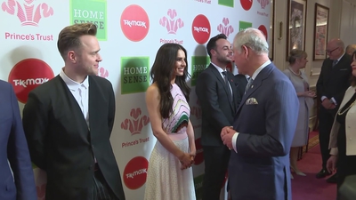 Prince_Charles_meets_hosts_Ant_and_Dec_at_Prince_s_Trust_Awards_mp40120.jpg