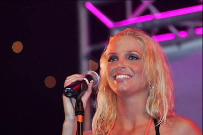 Party_in_the_Park_Crawley_01_07_05_283829.jpg