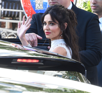 Leaving_Hotel_Martinez_in_Cannes_11_05_18_28829.jpg