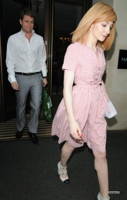 Nicola_Roberts_and_Charlie_Fennell_leaving_the_Mayfair_hotel_190709_3.jpg